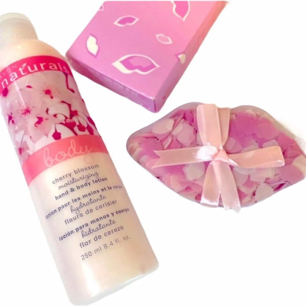 Soft Kiss Bath & Body Set Sexy Luxury Fragrance Kissable Bath Confetti & Lotion